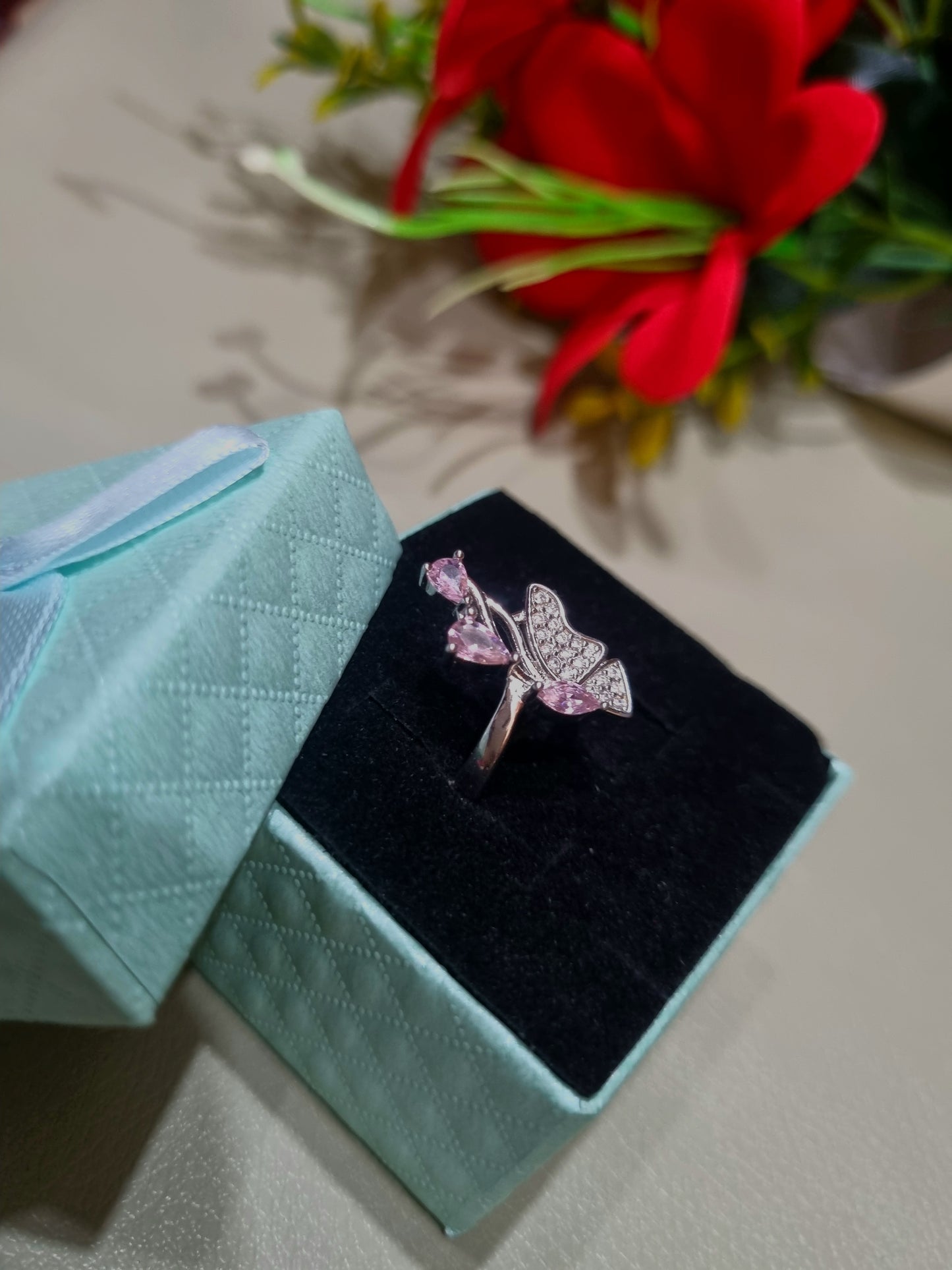 92.5 pure Silver Ladies ring
