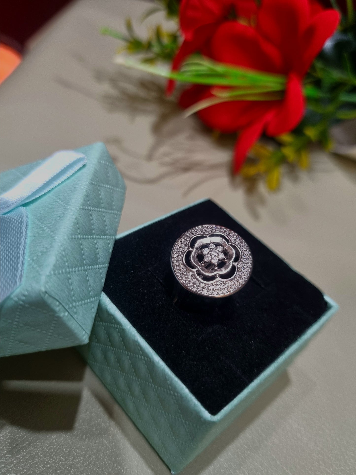 92.5 pure Silver Ladies ring