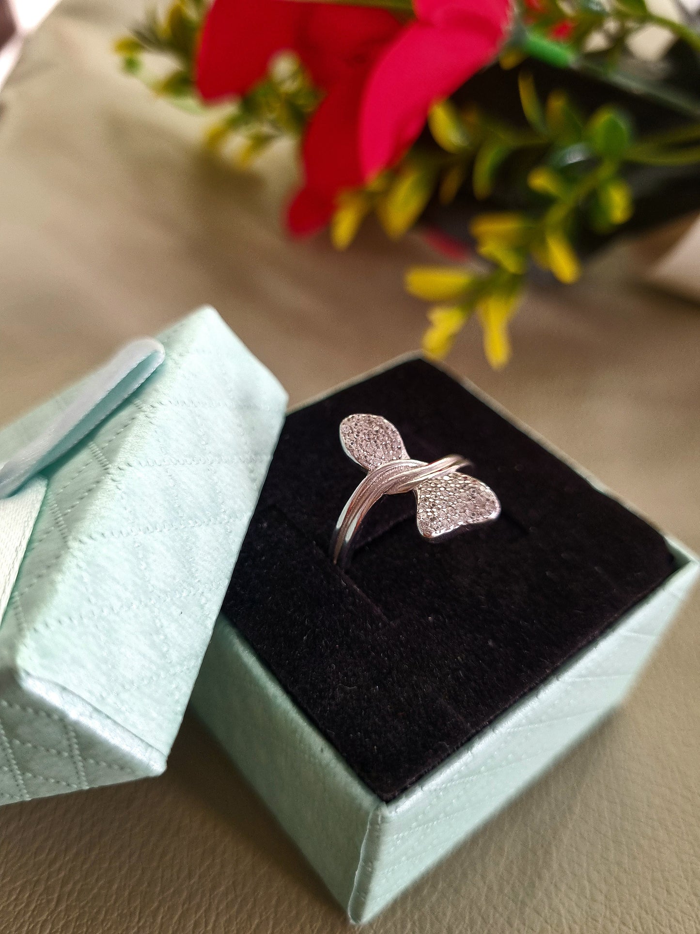 92.5 pure Silver Ladies ring