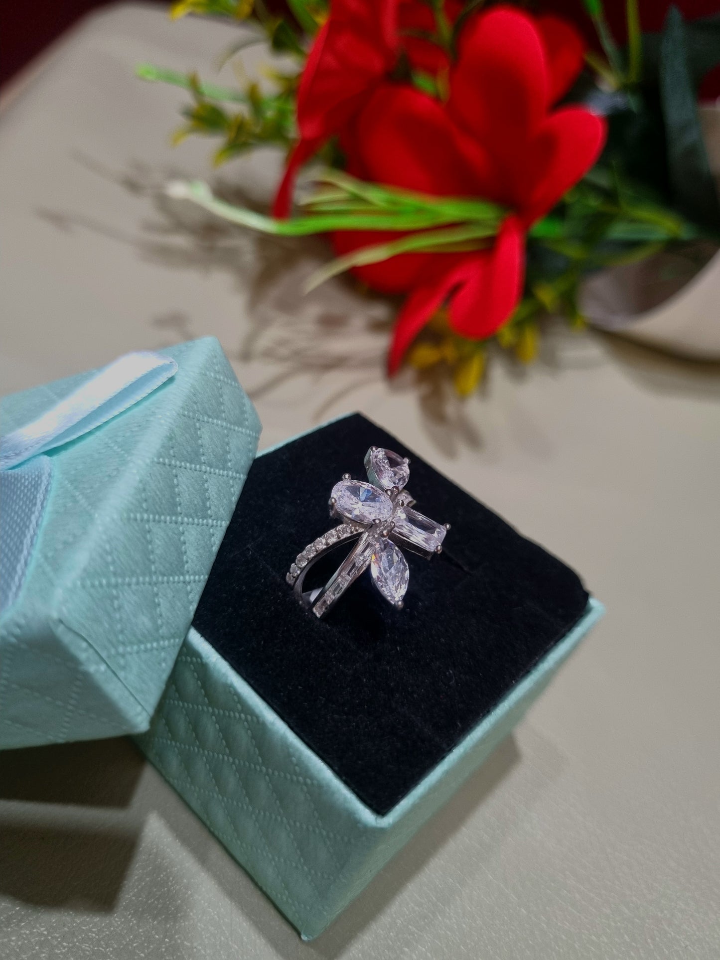 92.5 pure Silver Ladies ring