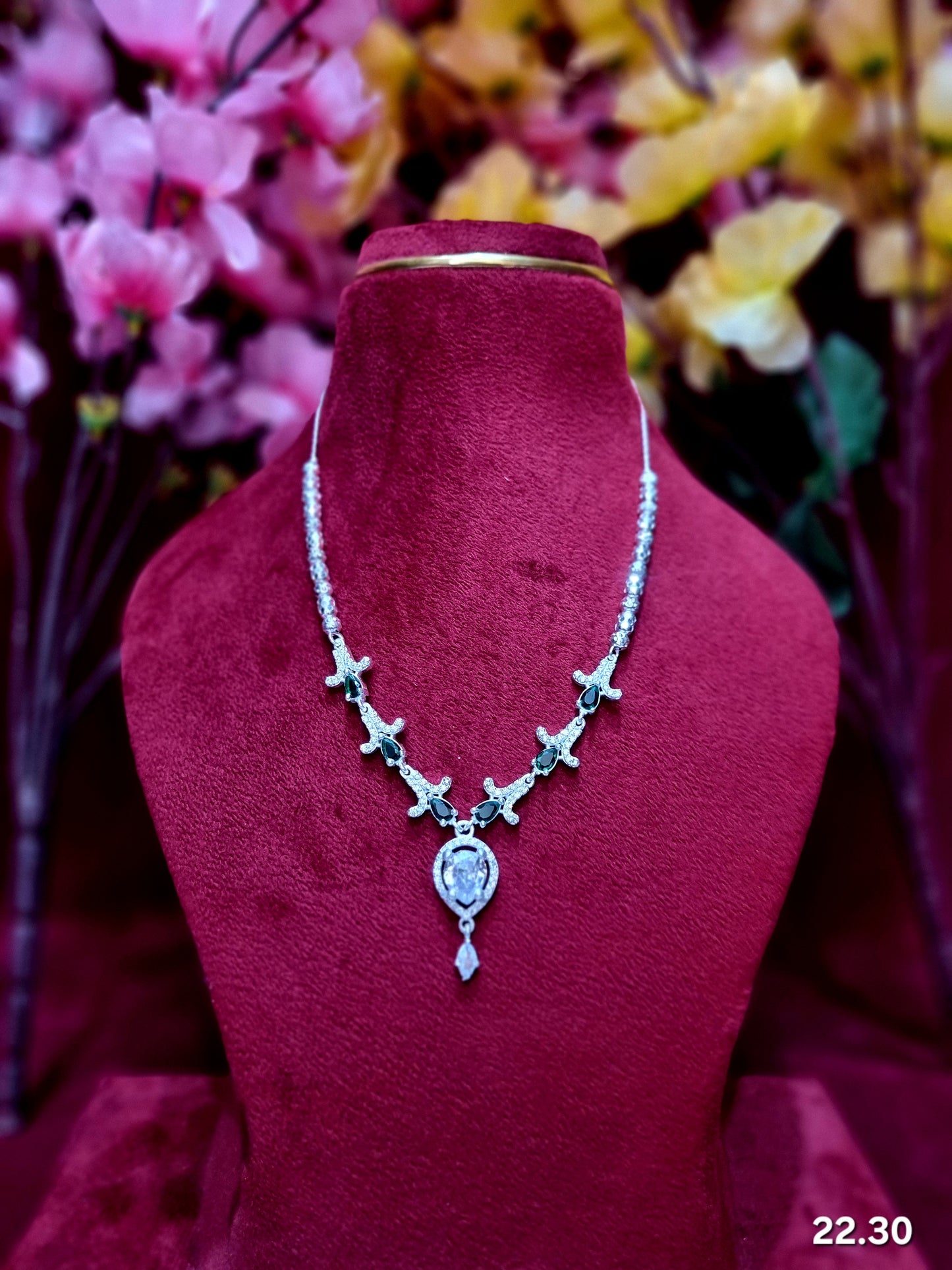 Silver nacklace