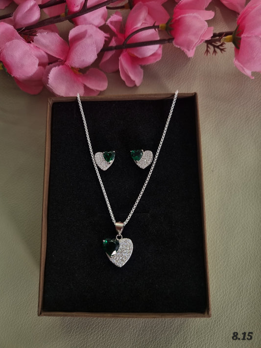 Sliver chain pendant
