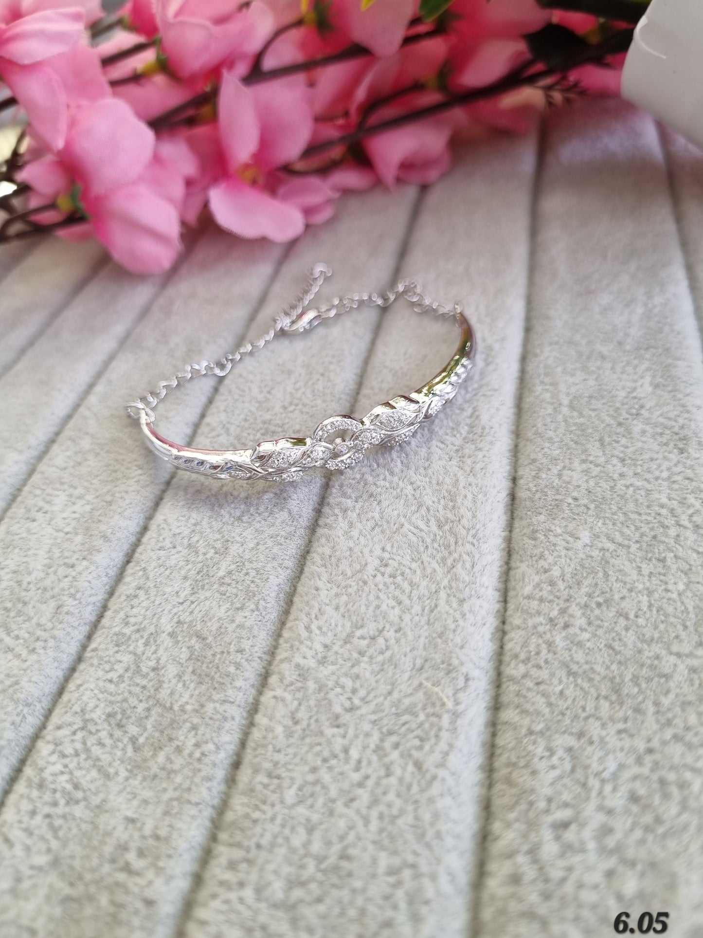 Premium silver ledis kada