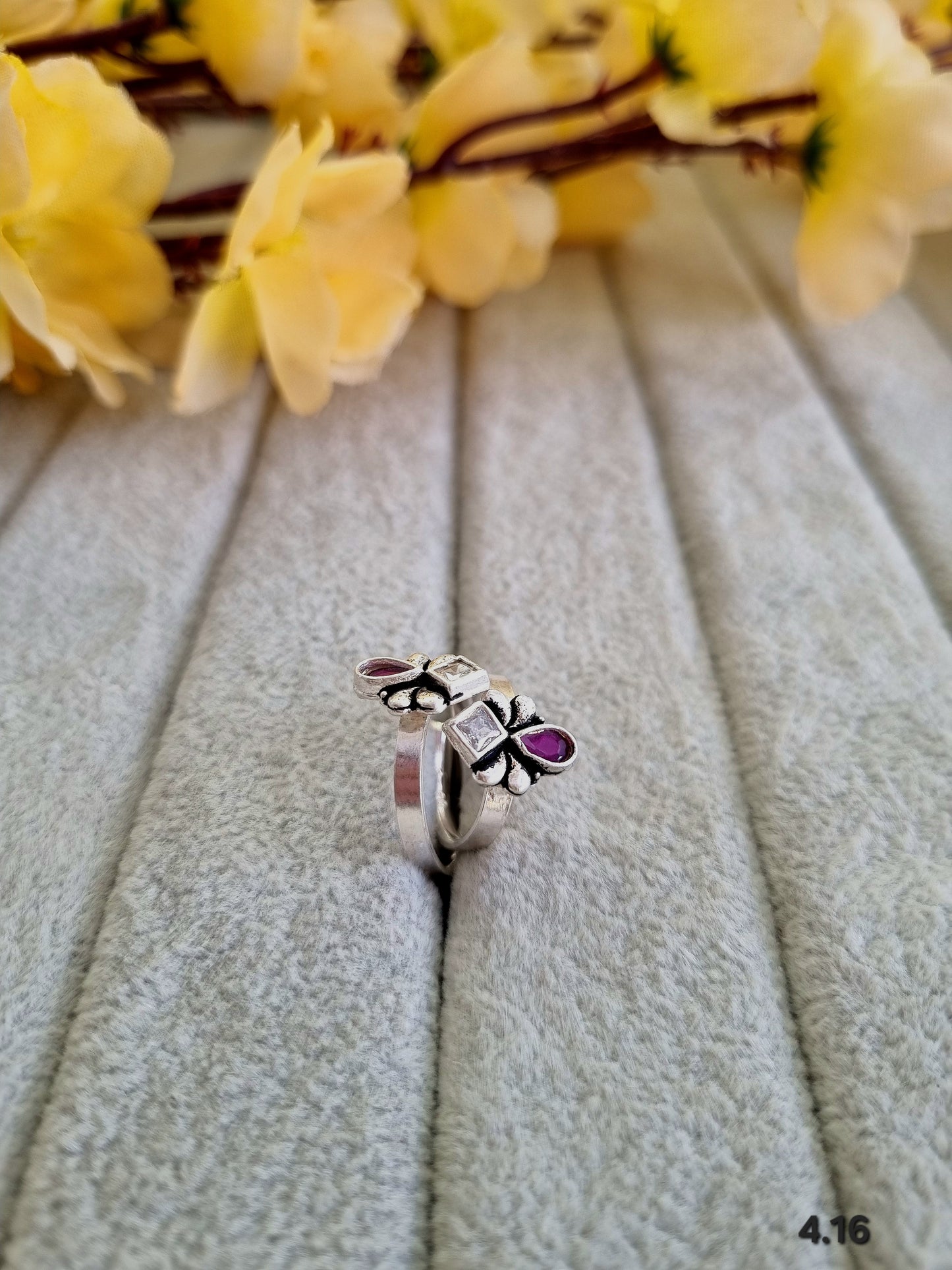 Silver Ledis bichhiya