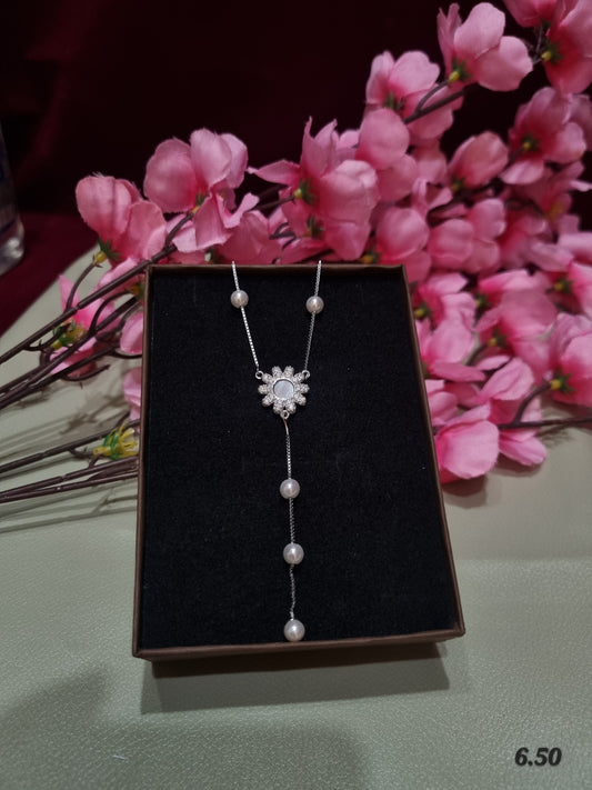 Silver chain pendant
