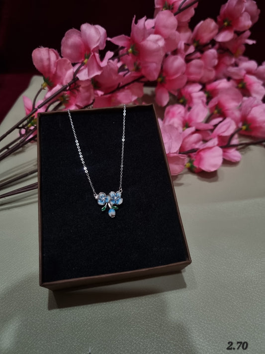 Sliver chain pendant