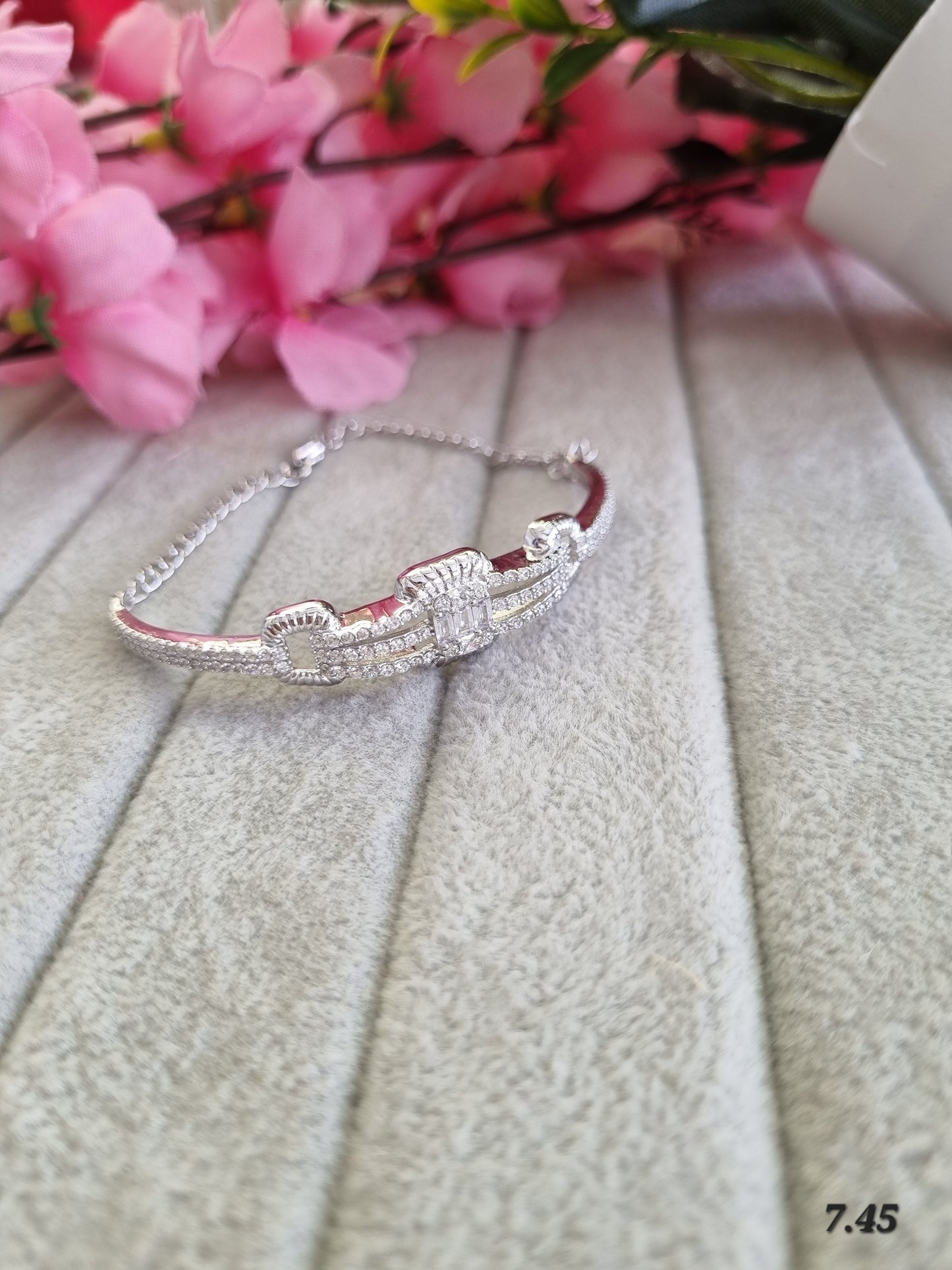 Premium silver ledis kada