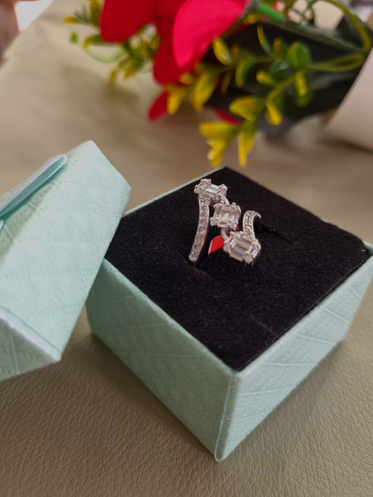 92.5 pure Silver Ladies ring