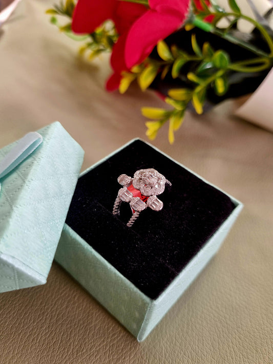 92.5 pure Silver Ladies ring