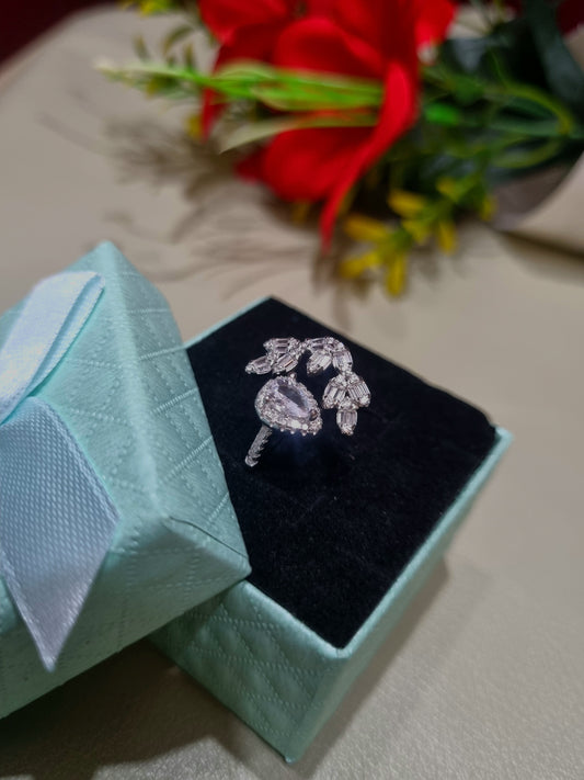 92.5 pure Silver Ladies ring