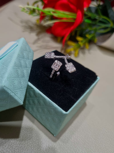 92.5 pure Silver Ladies ring
