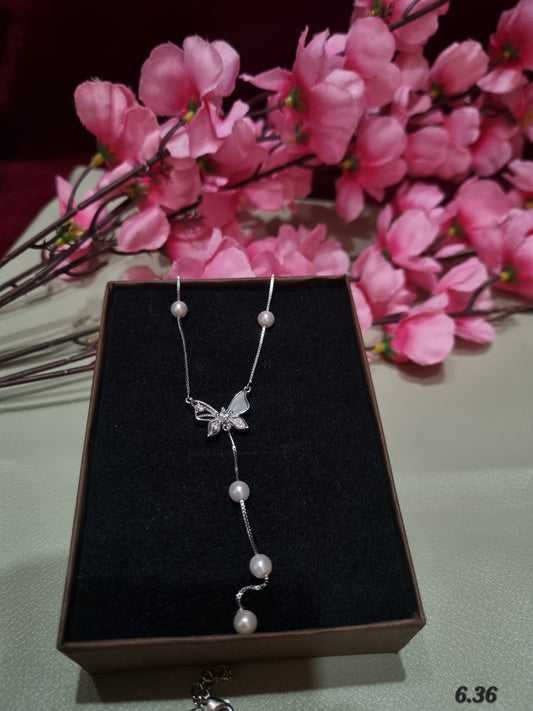 Sliver chain pendant