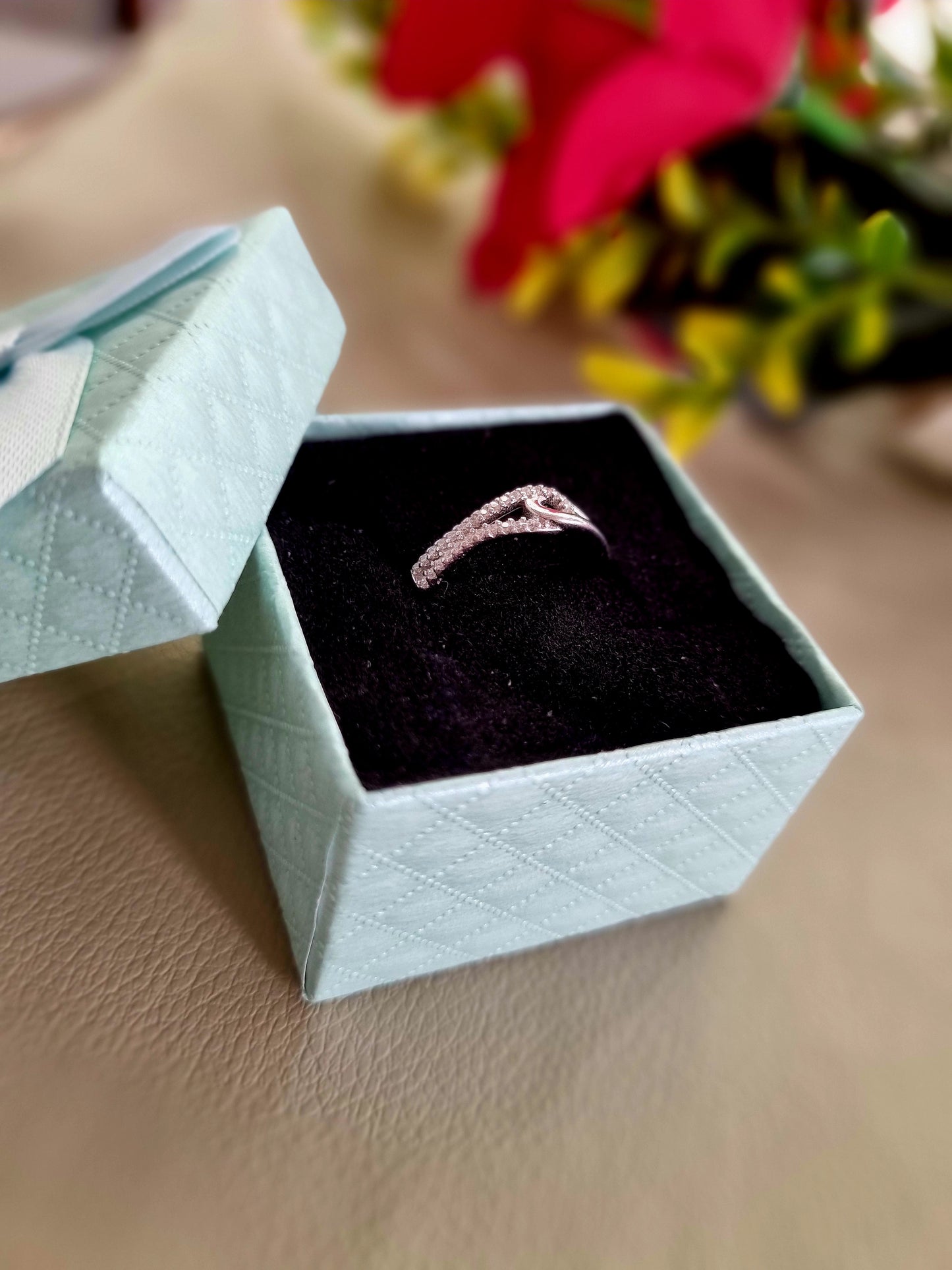 92.5 pure Silver Ladies ring