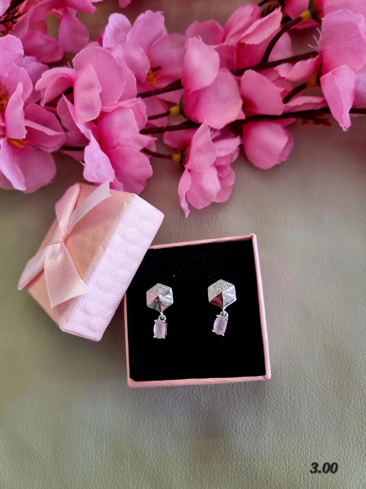 Pure silver tops