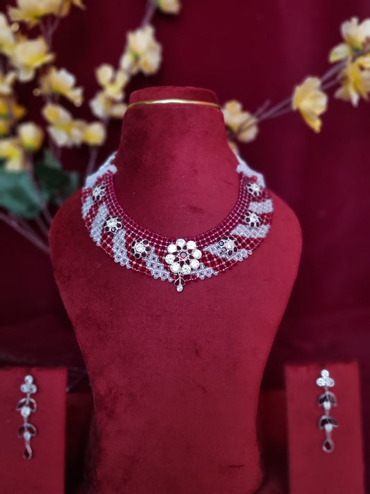 Pure silver nacklace With tops