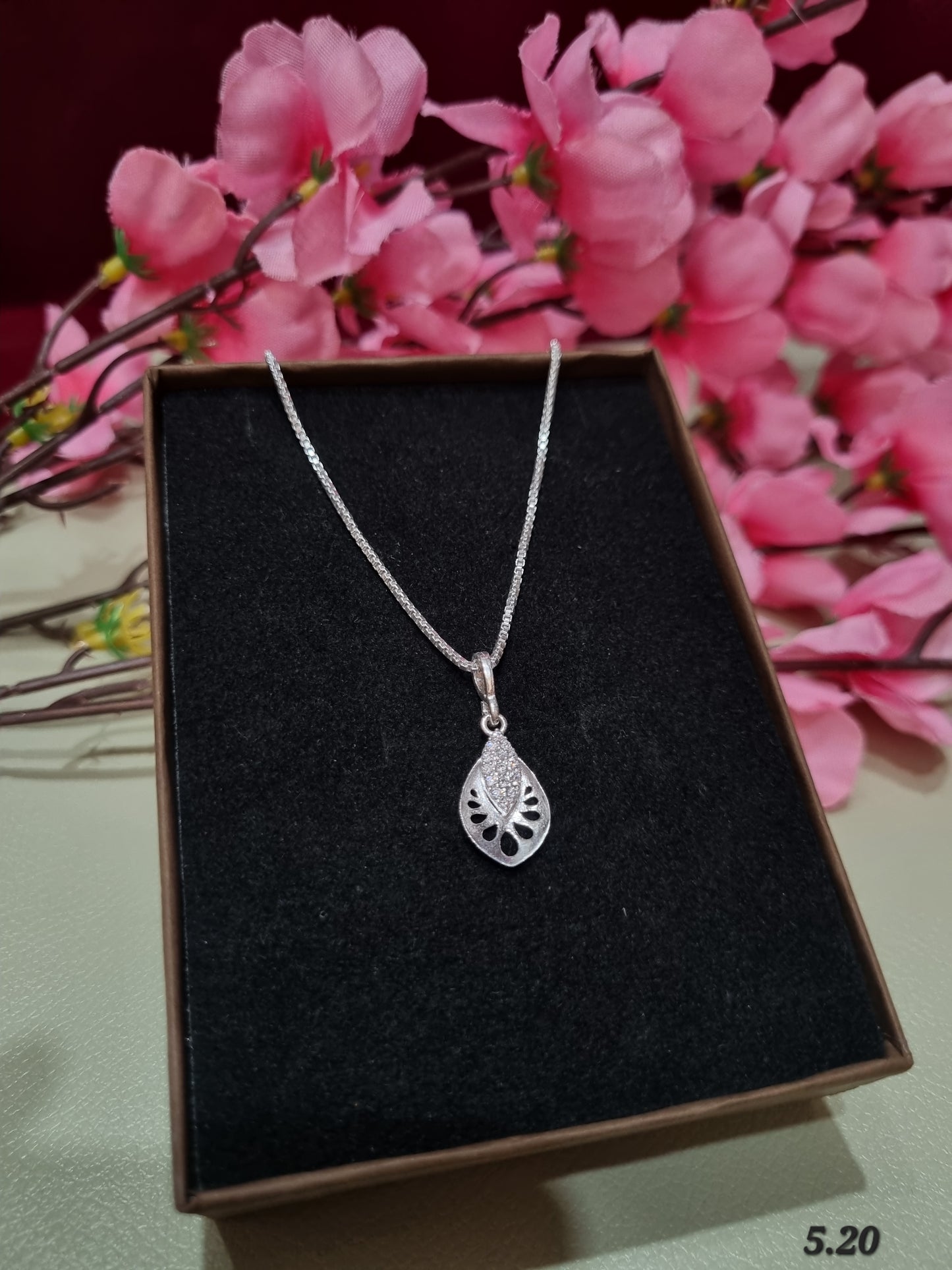 Silver chain pendant